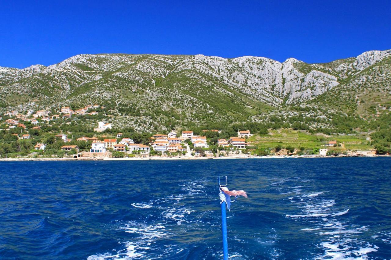 Apartments And Rooms With Parking Space Zavala, Hvar - 128 Jelsa  Ngoại thất bức ảnh